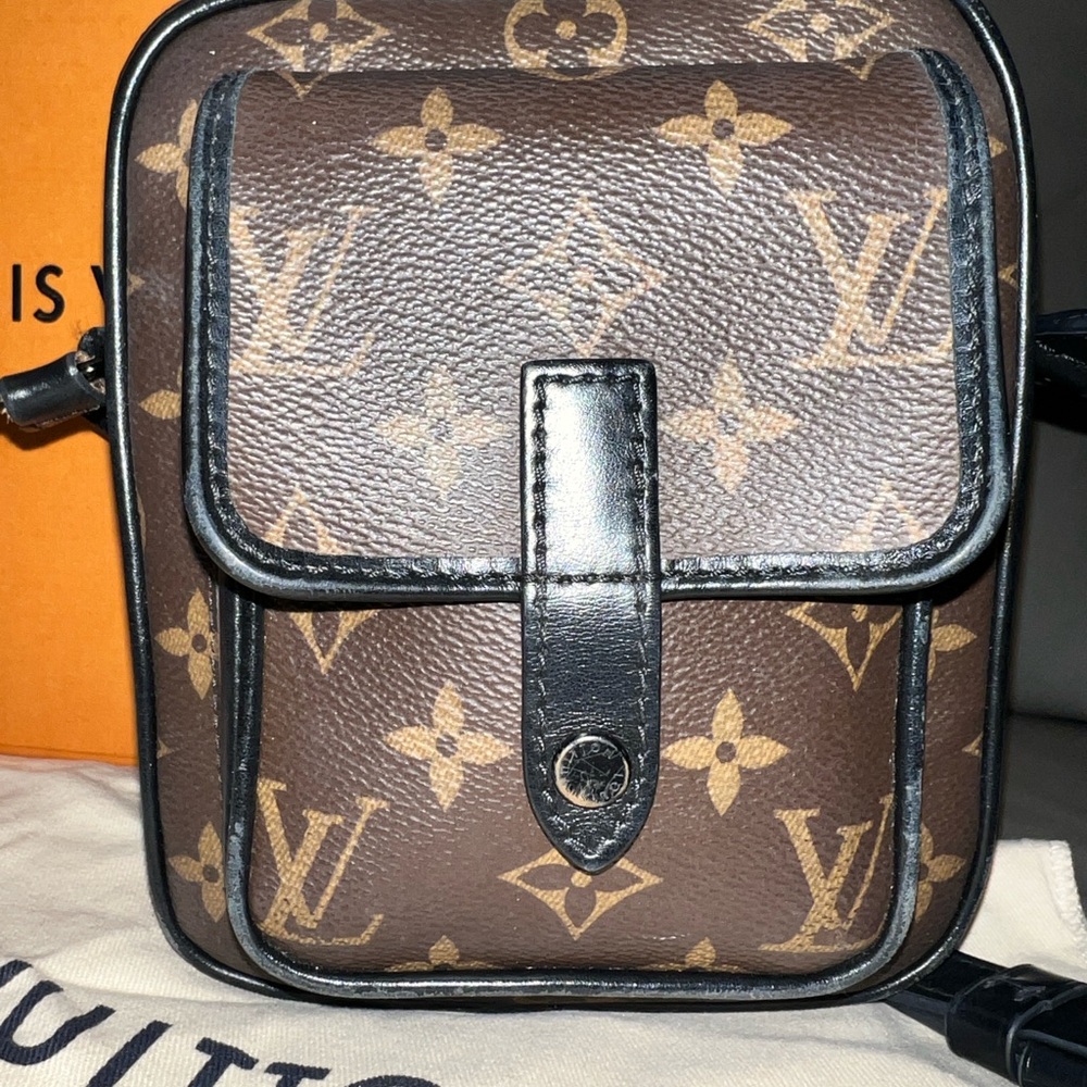 Louis Vuitton Monogram Macassar Christopher Wearable Wallet - Picture 9 of 9